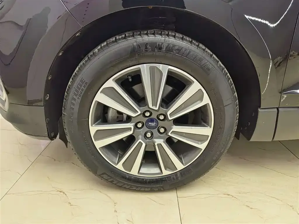 Ford Edge 2021 из CN, фото 6