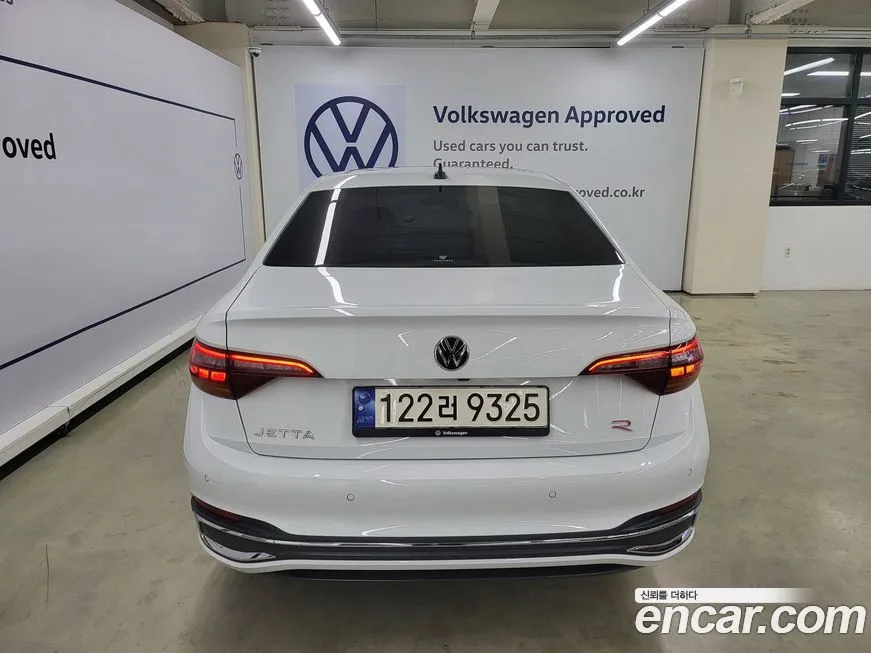 Volkswagen Jetta 2023 из KR, фото 2