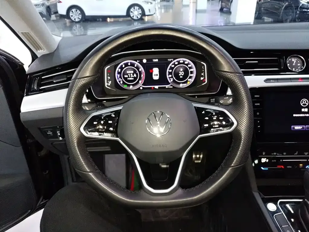 Volkswagen Magotan 2024 из CN, фото 3