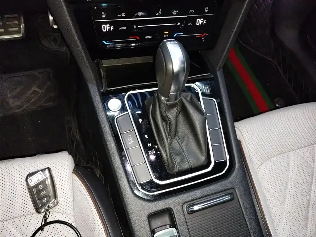 Volkswagen Magotan 2024 из CN, фото 7