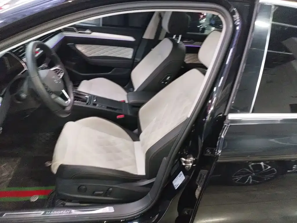 Volkswagen Magotan 2024 из CN, фото 5