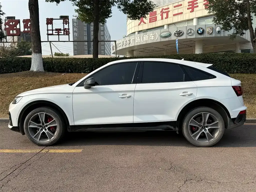 Audi Q5L Sportback 2024 из CN, фото 8