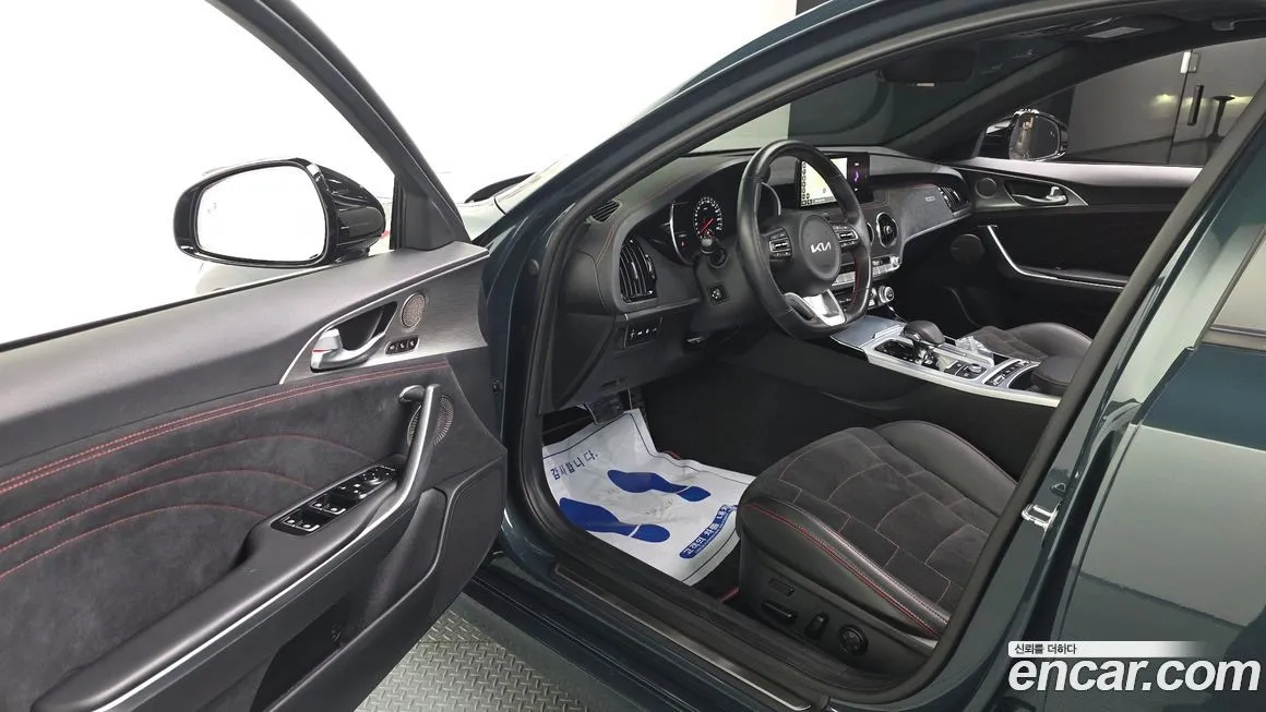 Kia Stinger 2023 из KR, фото 6