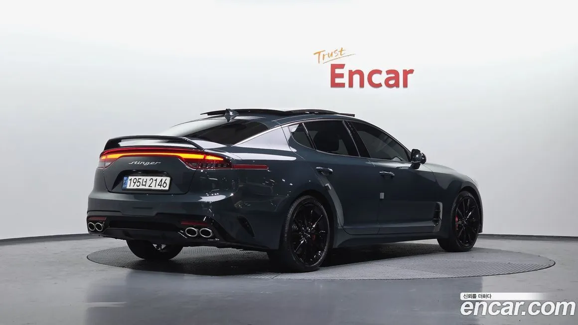 Kia Stinger 2023 из KR, фото 3