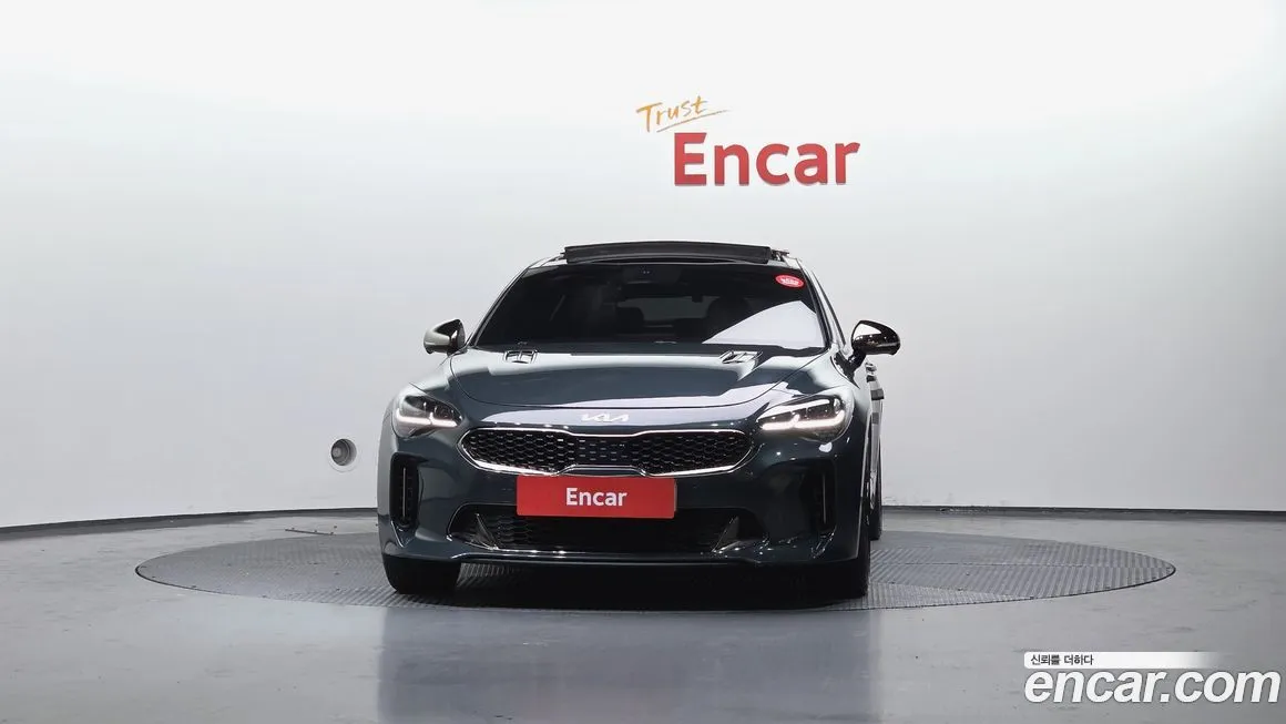 Kia Stinger 2023 из KR, фото 2