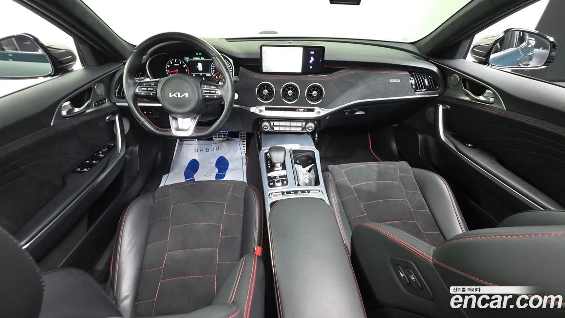 Kia Stinger 2023 из KR, фото 8