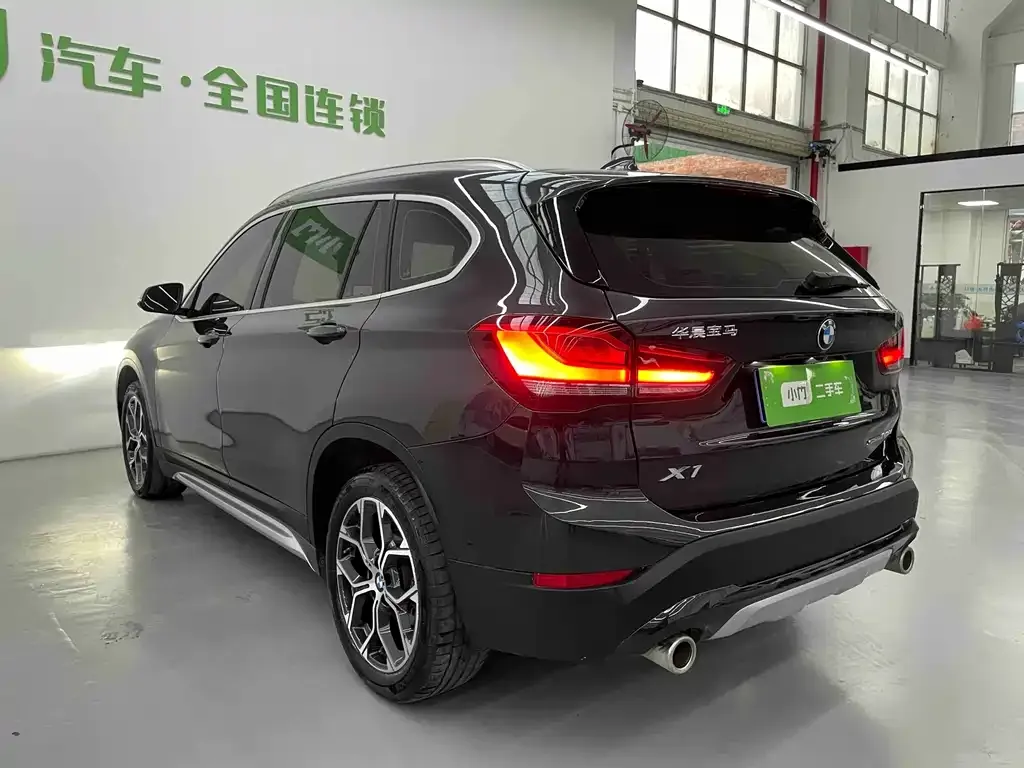 BMW X1 — фото 10