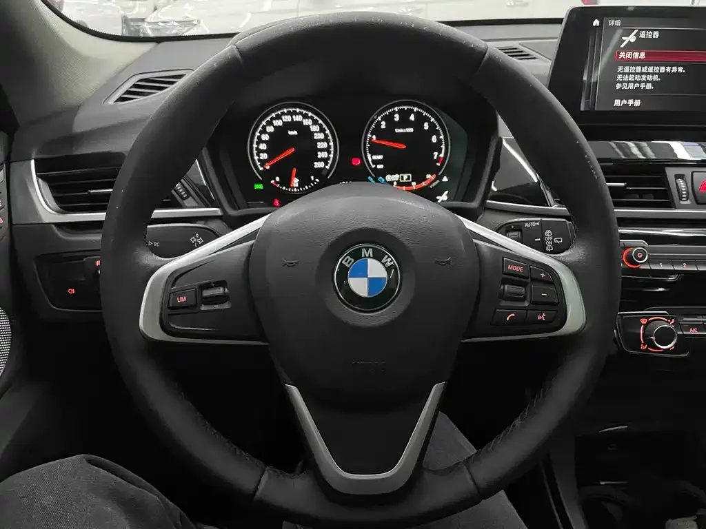 BMW X1 — фото 4