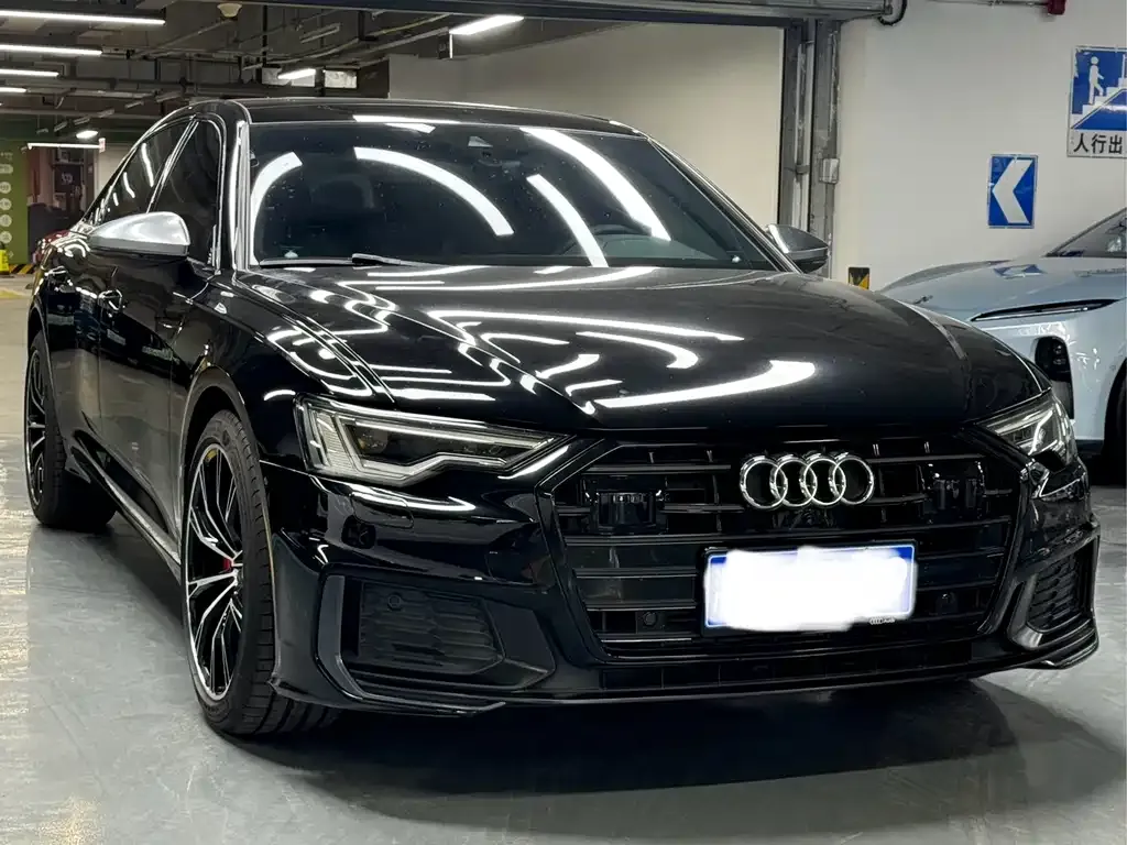 Audi A6L 2022 из CN, фото 9