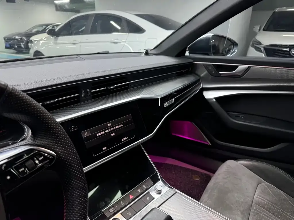 Audi A6L 2022 из CN, фото 8