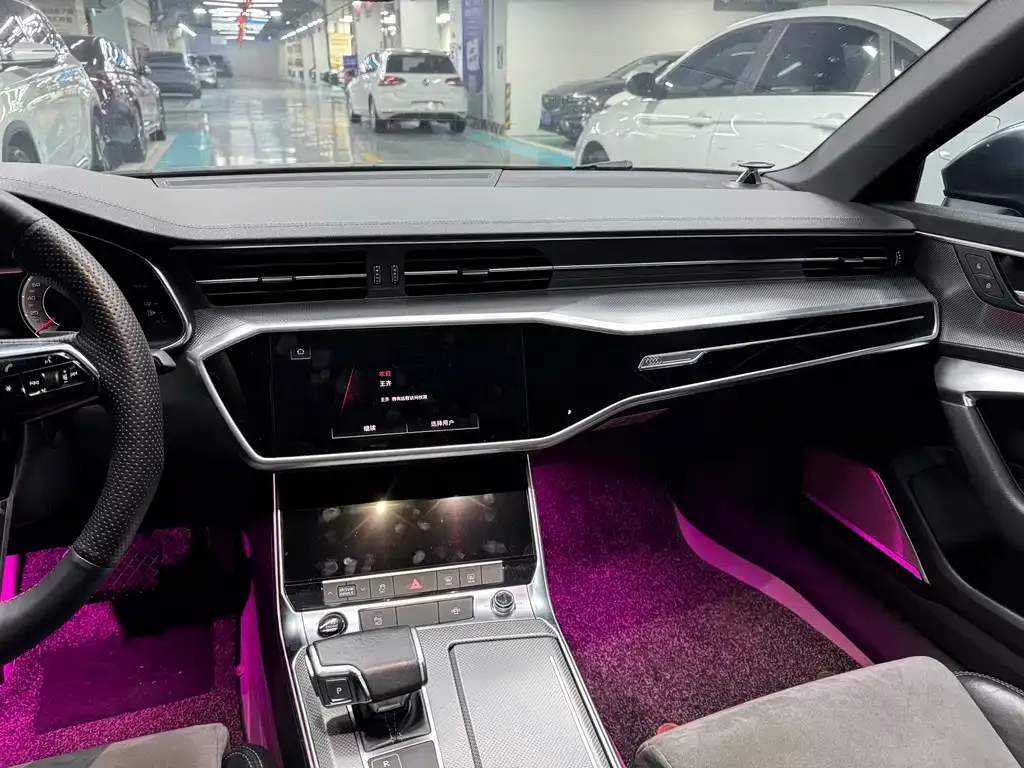 Audi A6L 2022 из CN, фото 4