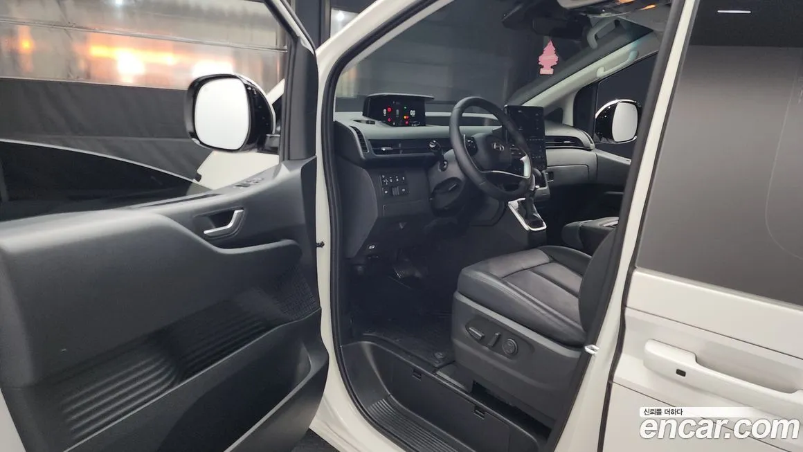 Hyundai Staria 2025 из KR, фото 5