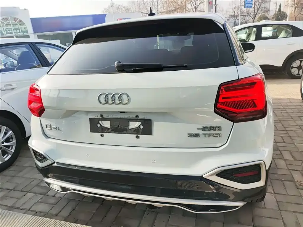 Audi Q2L 2022 из CN, фото 3