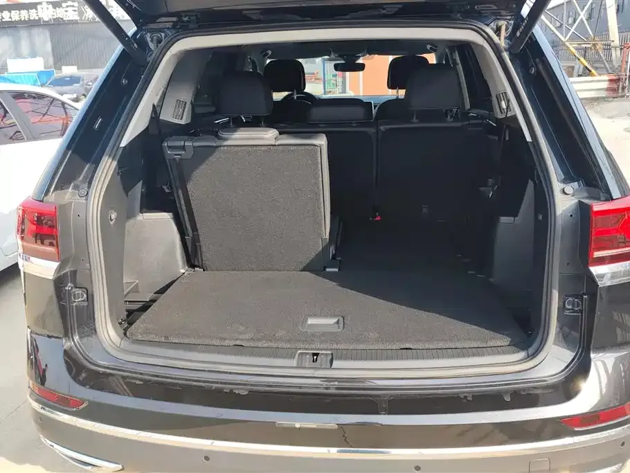 Volkswagen Teramont 2023 из CN, фото 5
