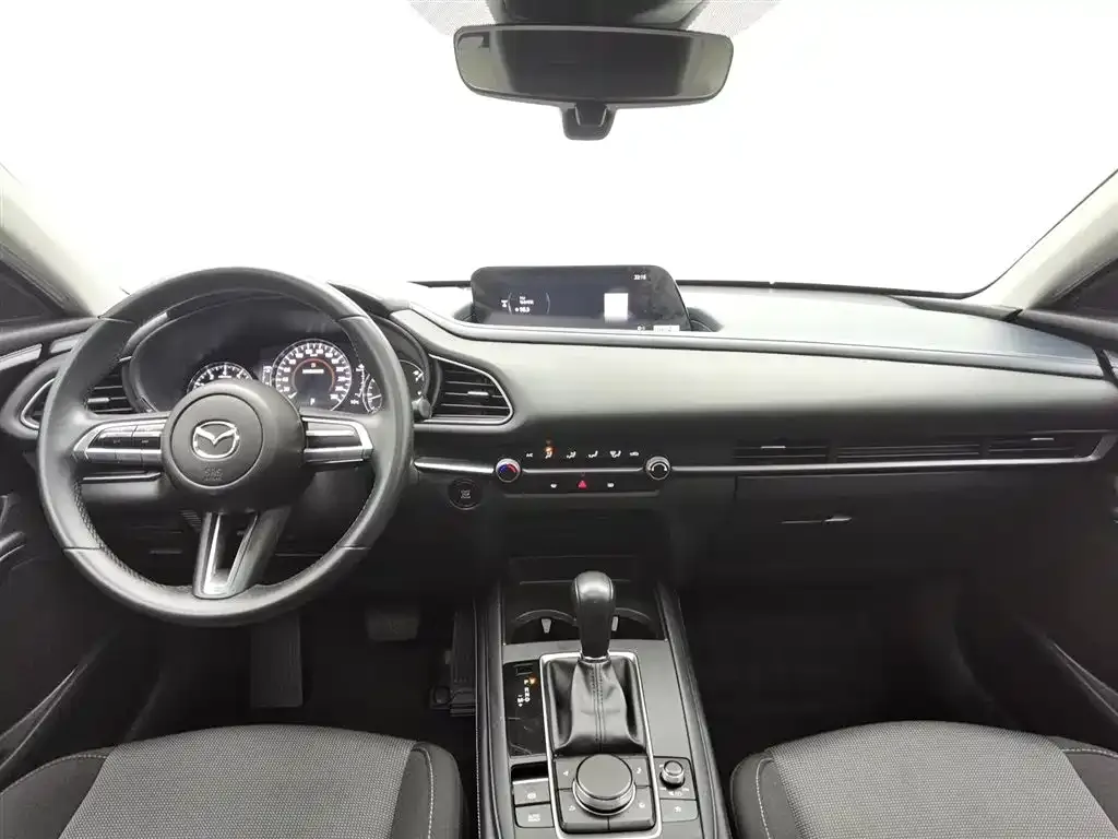 Mazda CX-30 2021 из CN, фото 10