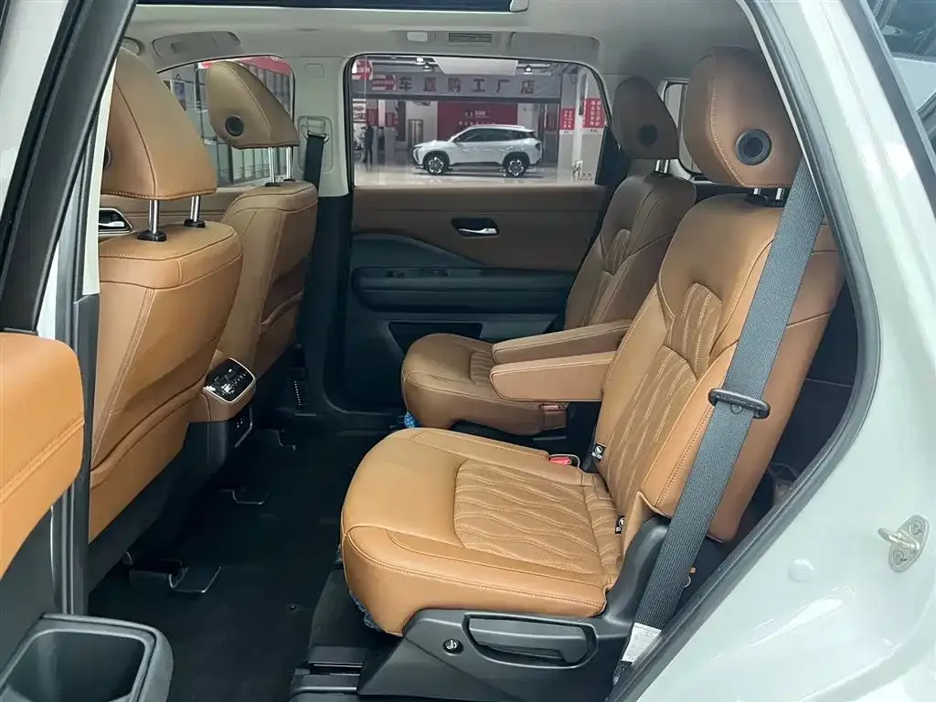 Nissan Teramont 2024 из CN, фото 6