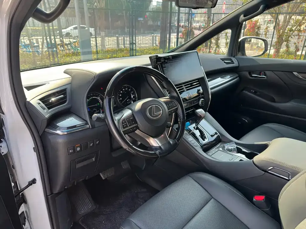 Lexus LM 2022 из CN, фото 8