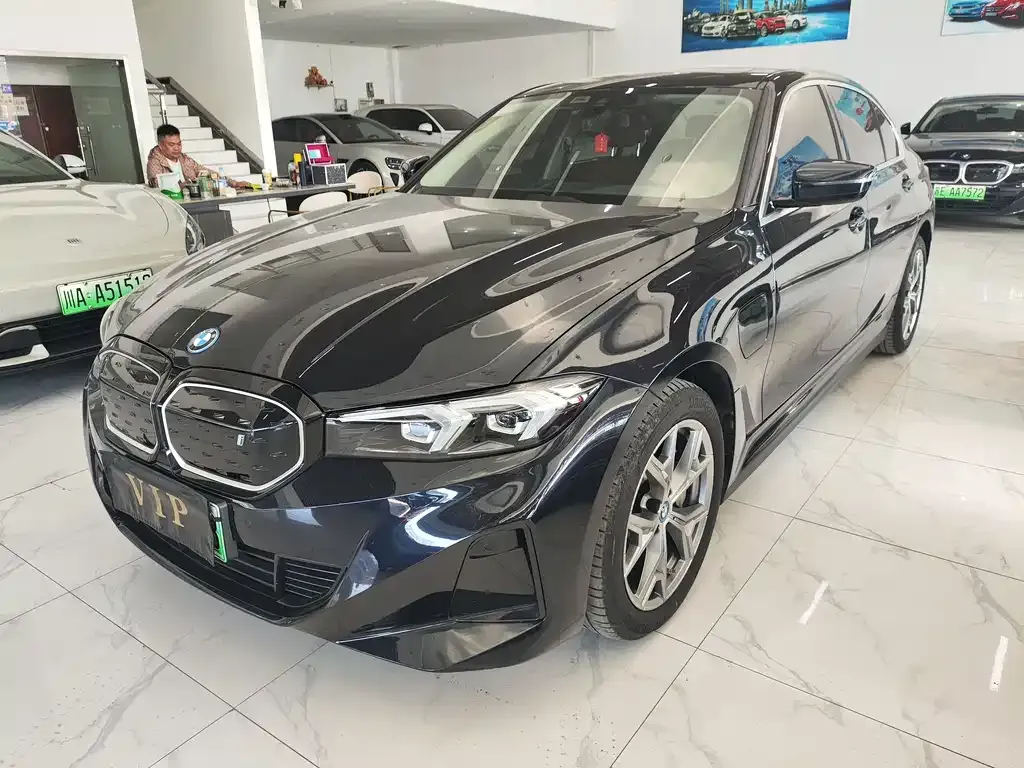BMW i3 — фото 1