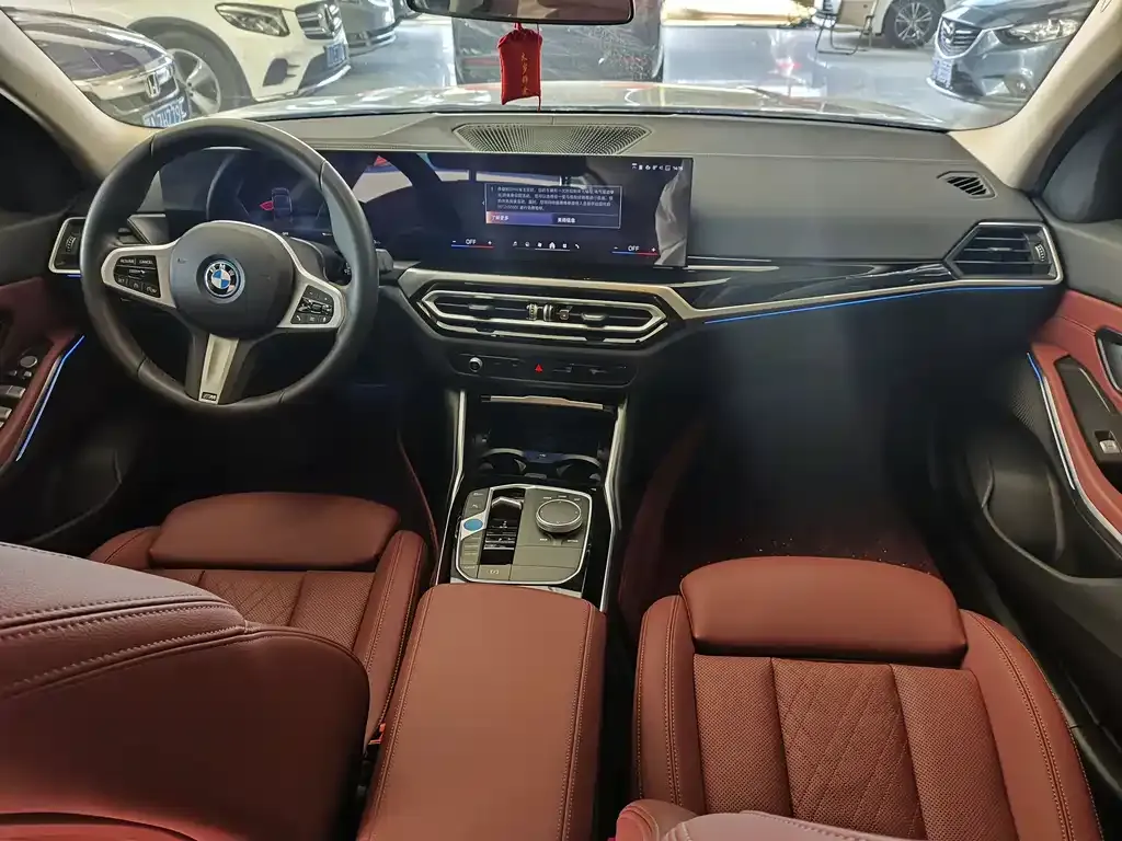 BMW i3 — фото 8