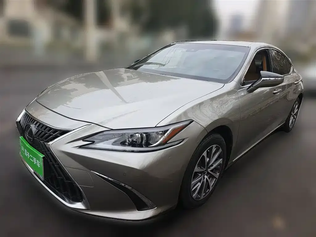 Lexus ES 2022 из CN, фото 1