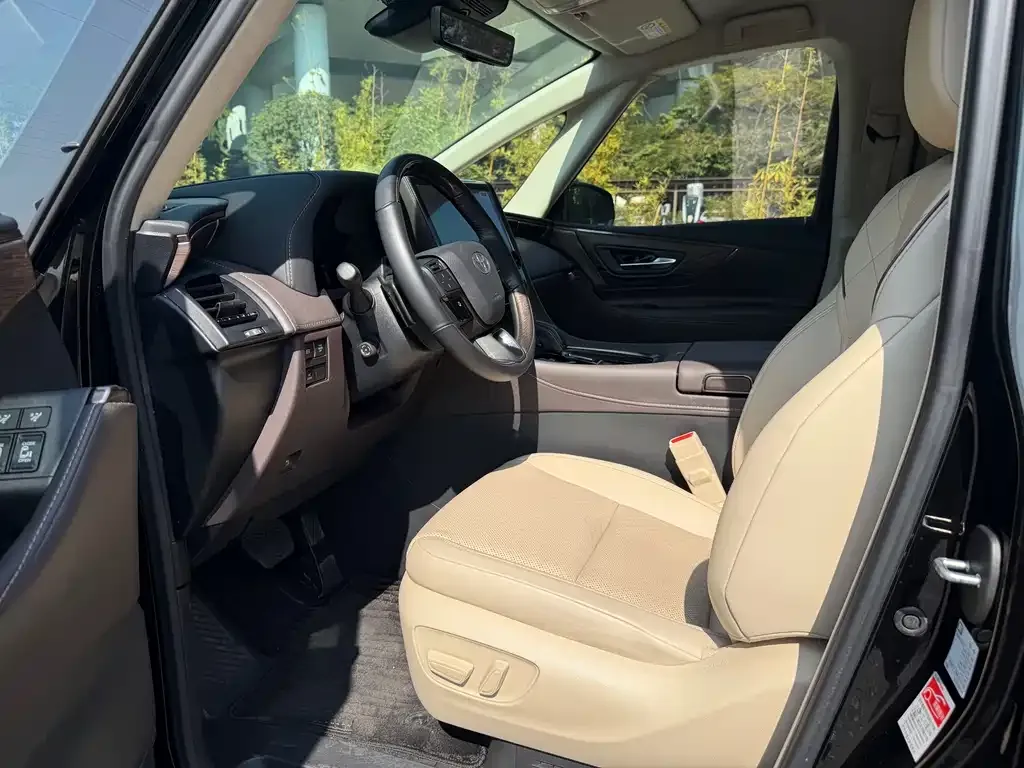 Toyota Alphard 2024 из CN, фото 5