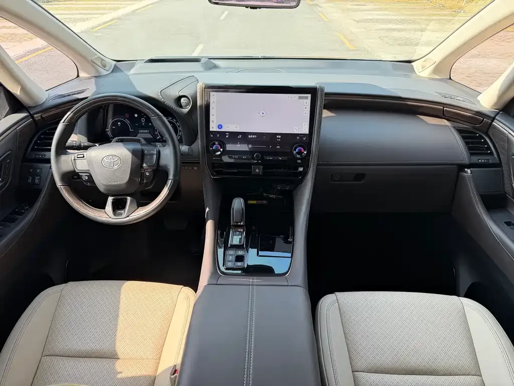 Toyota Alphard 2024 из CN, фото 8
