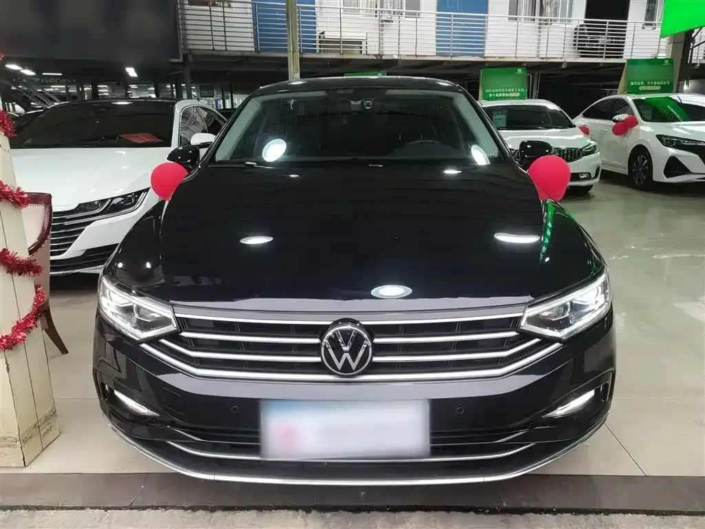 Volkswagen Magotan 2022 из CN, фото 2