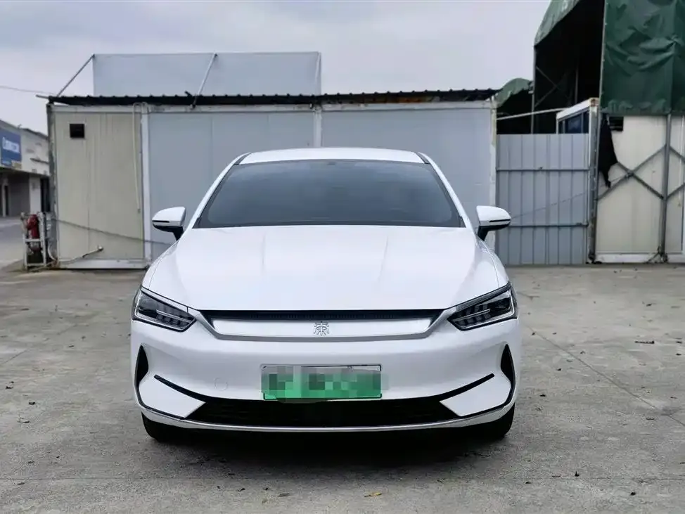 BYD Qin PLUS 2023 из CN, фото 1