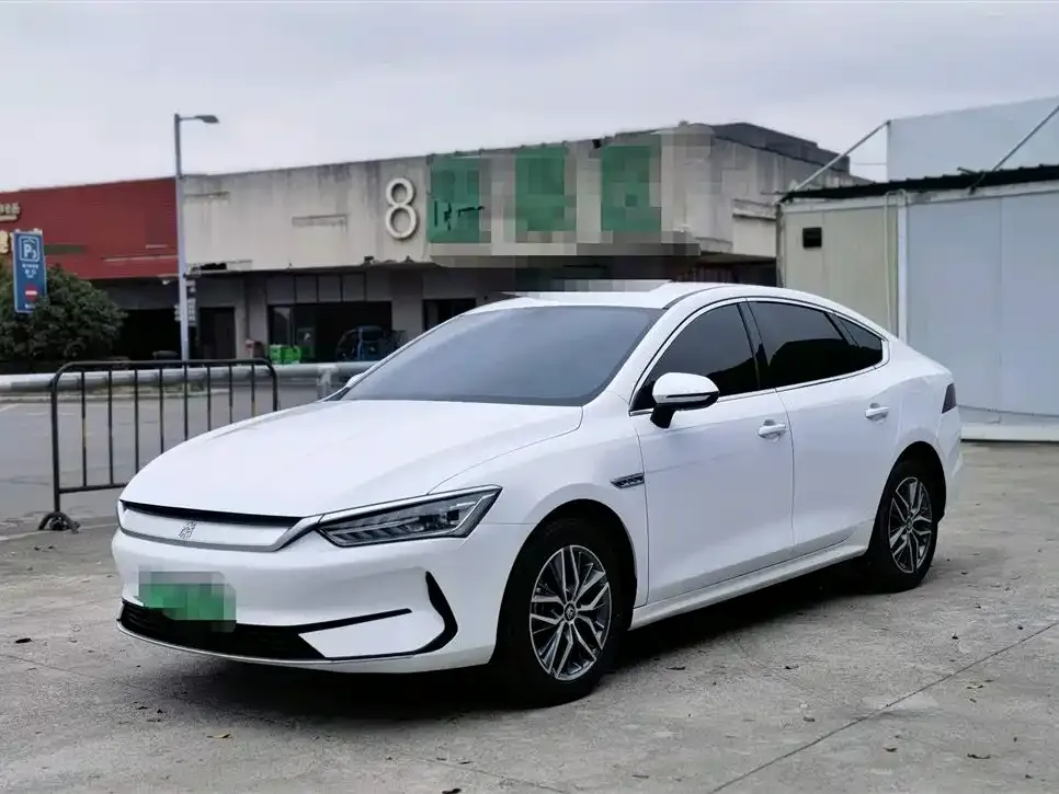BYD Qin PLUS 2023 из CN, фото 9