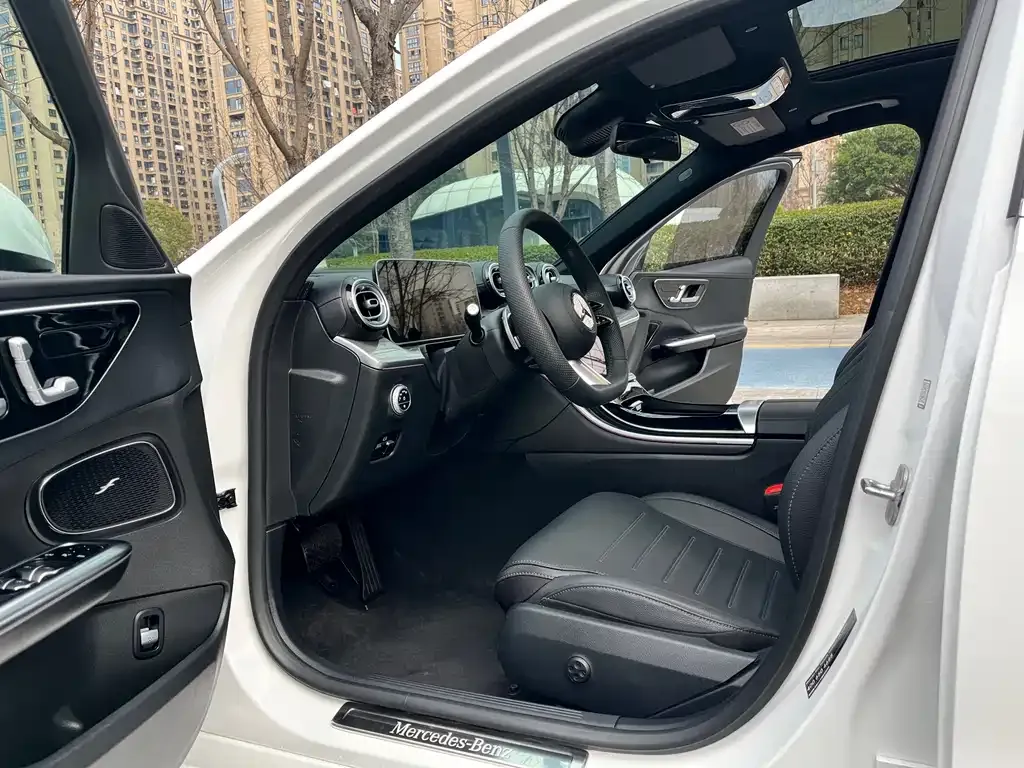 Mercedes-Benz C-Class 2025 из CN, фото 9