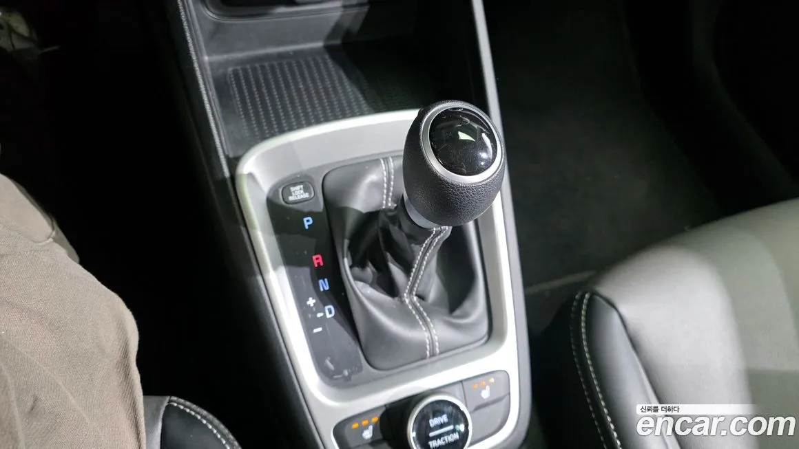 Hyundai Venue 2022 из KR, фото 3