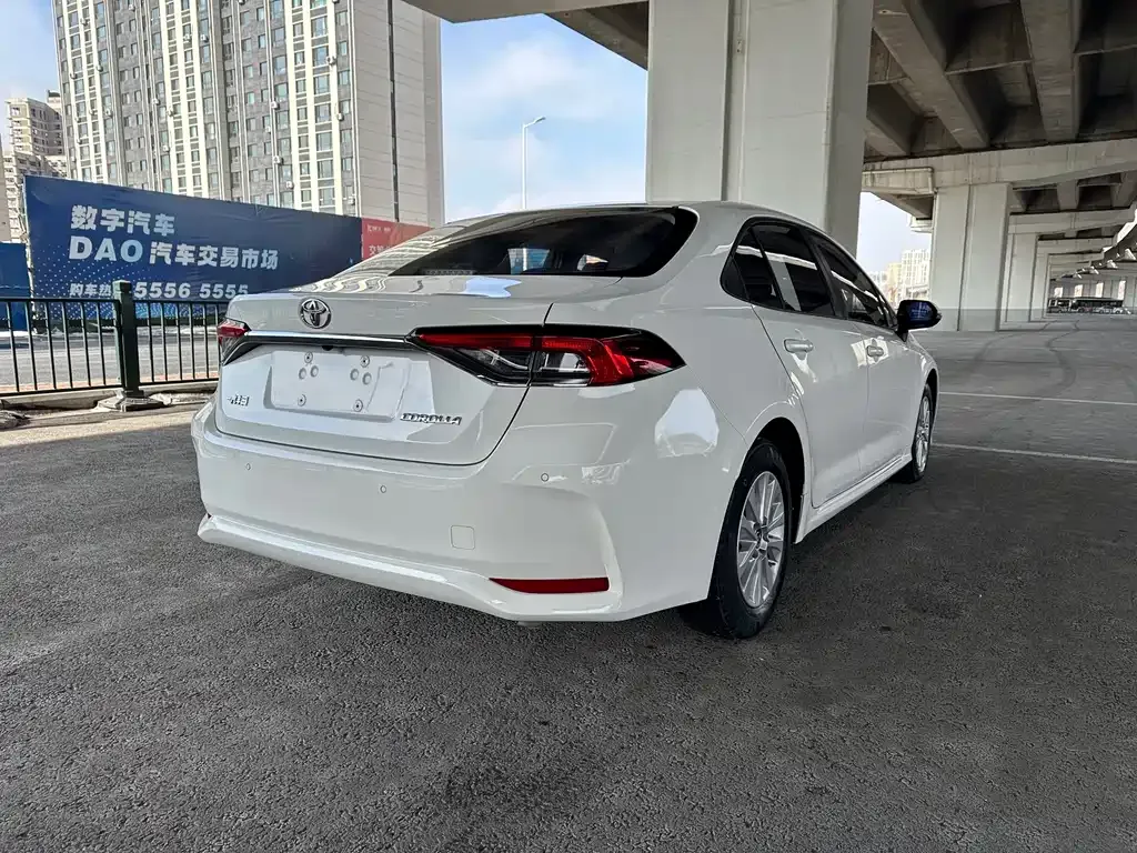 Toyota Corolla 2021 из CN, фото 2