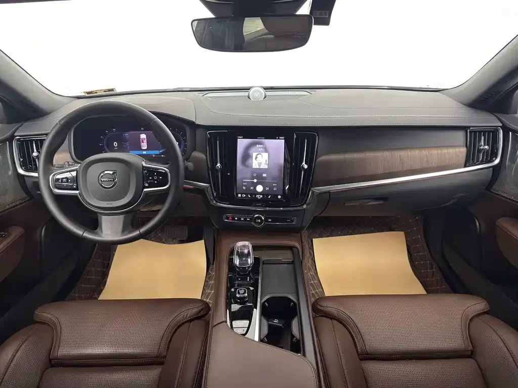 Volvo S90 2023 из CN, фото 10