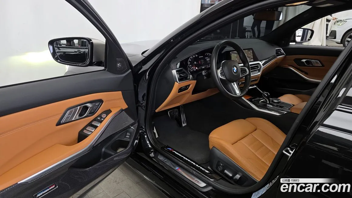 BMW 3-Series 2022 из KR, фото 10