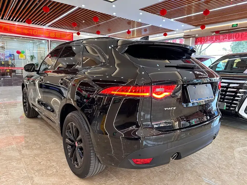 Jaguar F-PACE 2021 из CN, фото 10