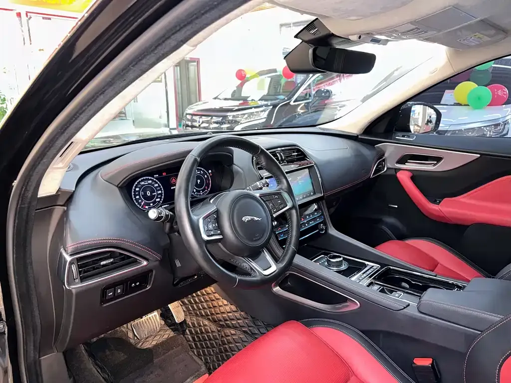 Jaguar F-PACE 2021 из CN, фото 7