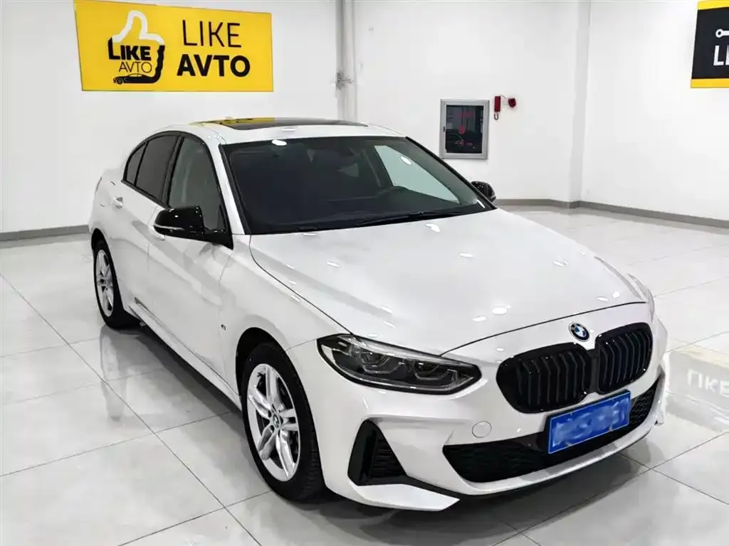 BMW 1 Series 2022 из CN, фото 3