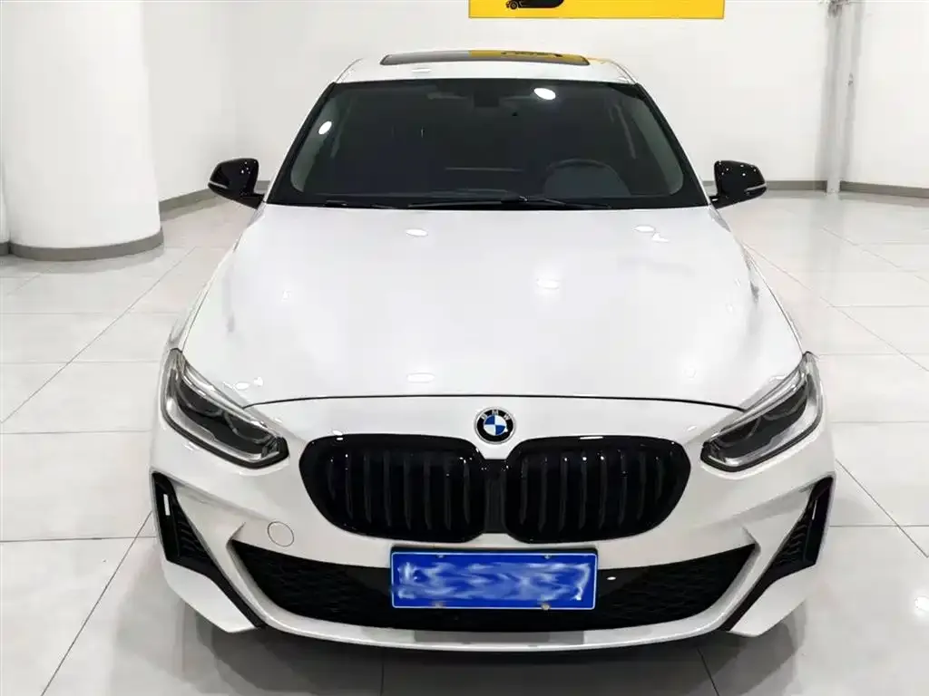 BMW 1 Series 2022 из CN, фото 9