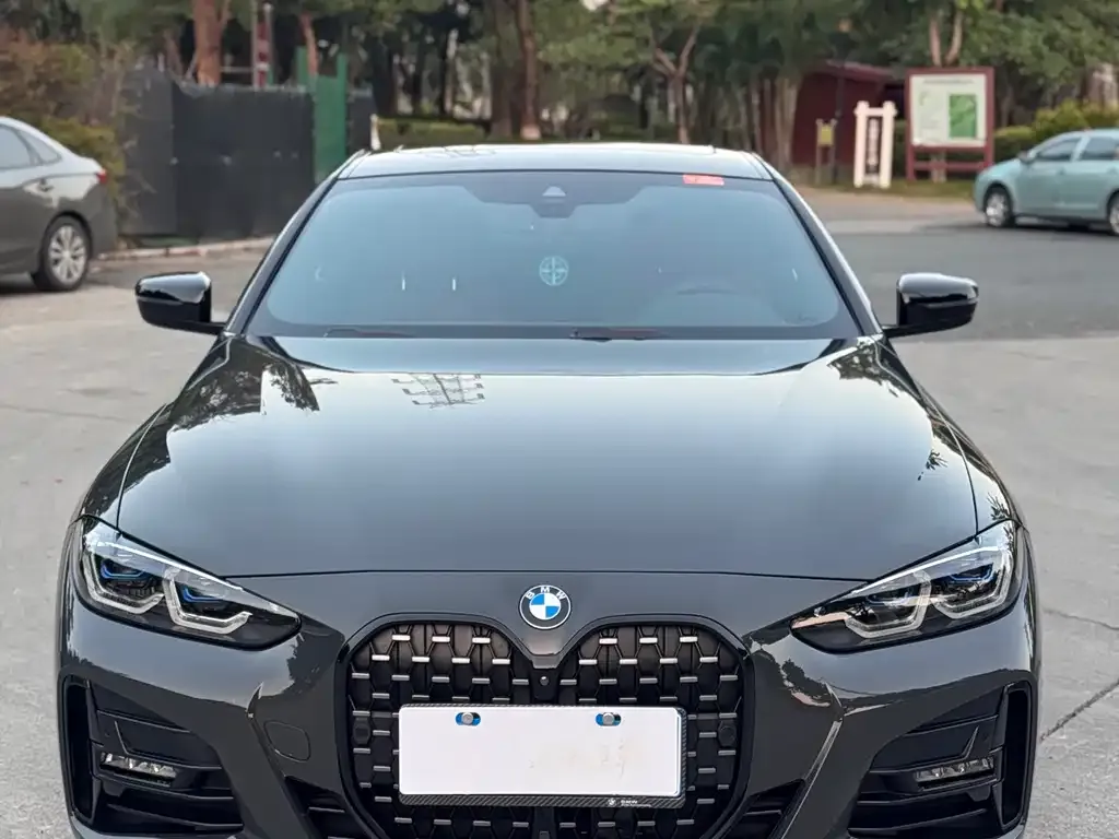 BMW 4 Series 2023 из CN, фото 8
