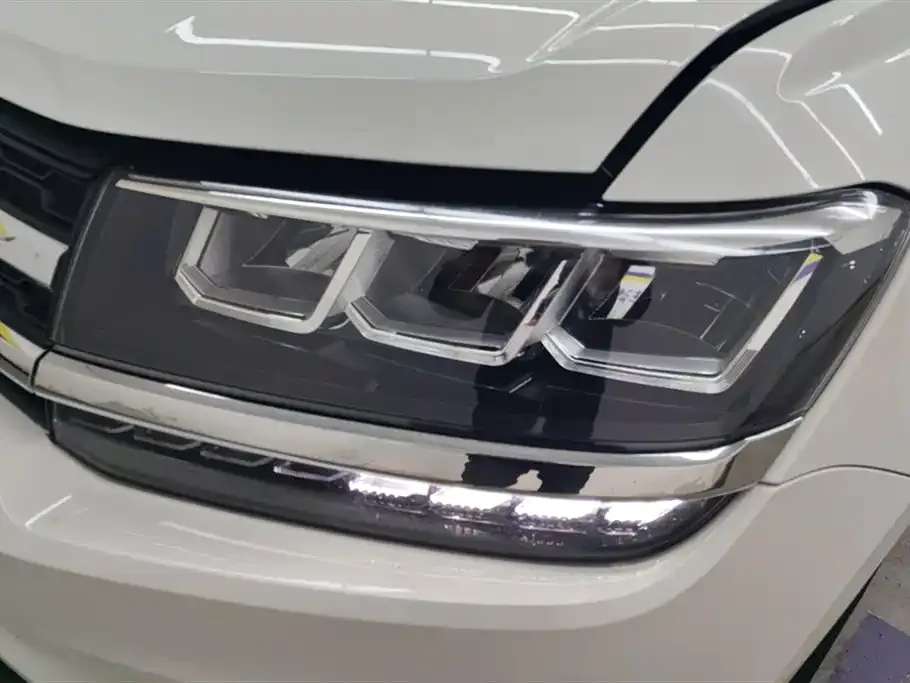 Volkswagen Tharu — фото 2