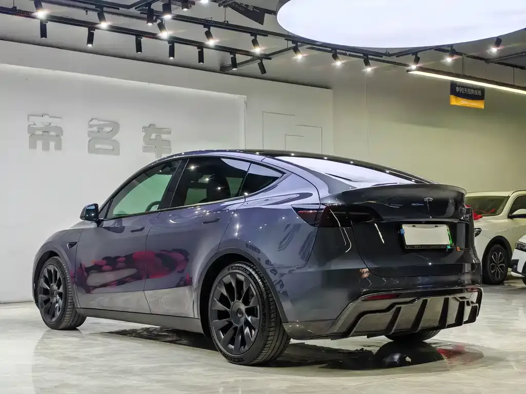 Tesla Model Y 2023 из CN, фото 4