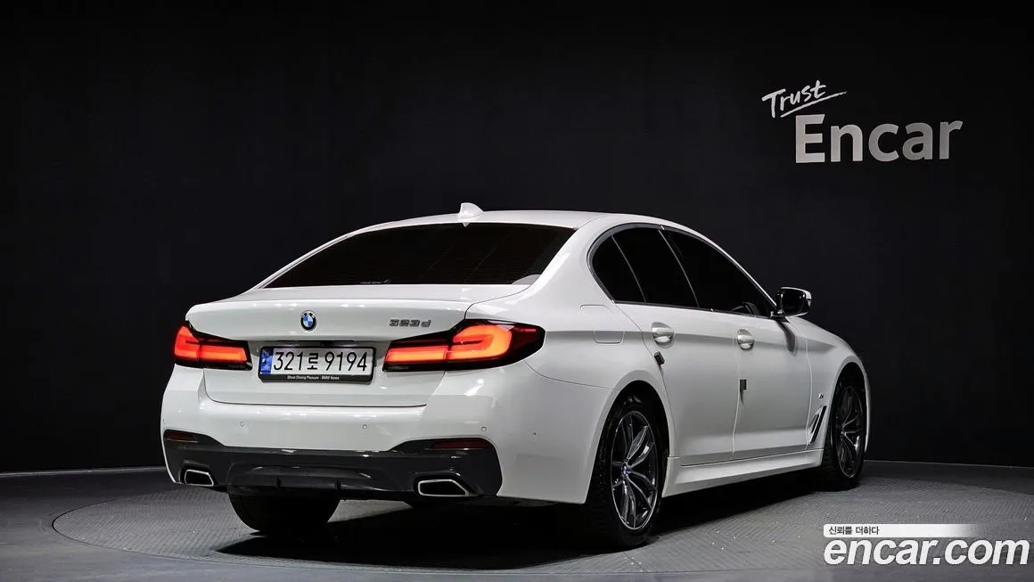 BMW 5-Series — фото 2