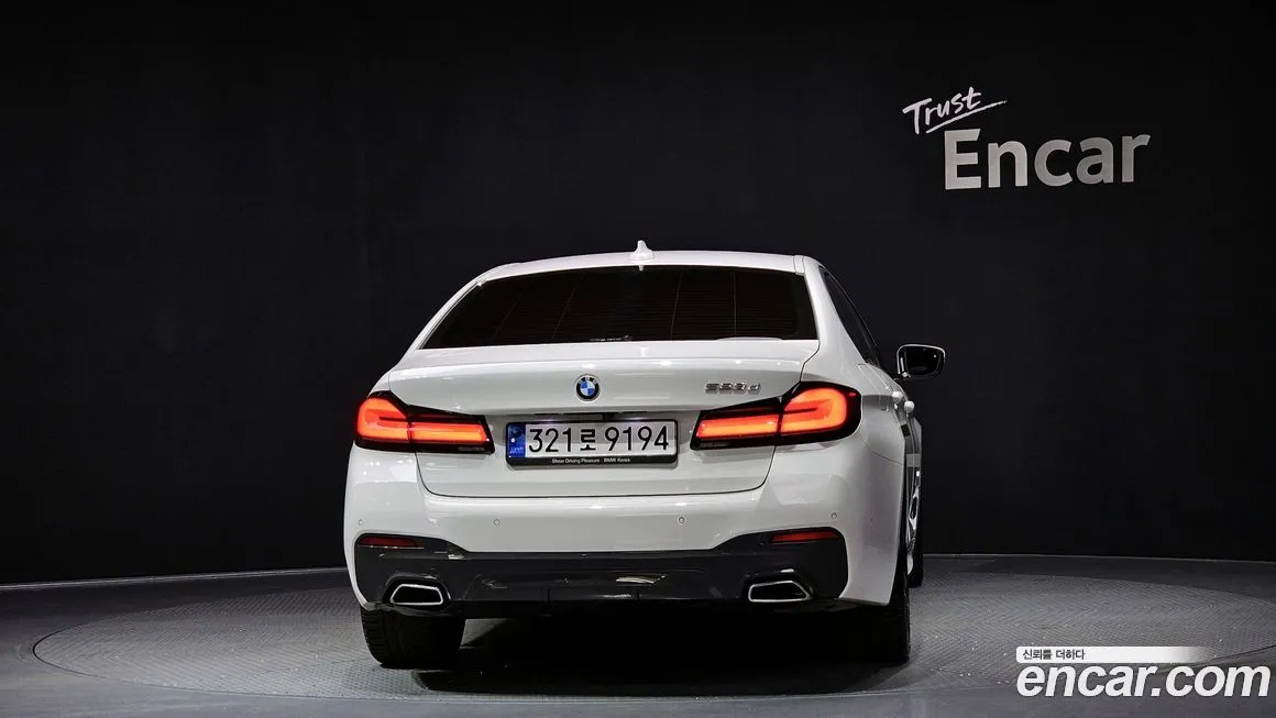 BMW 5-Series — фото 4