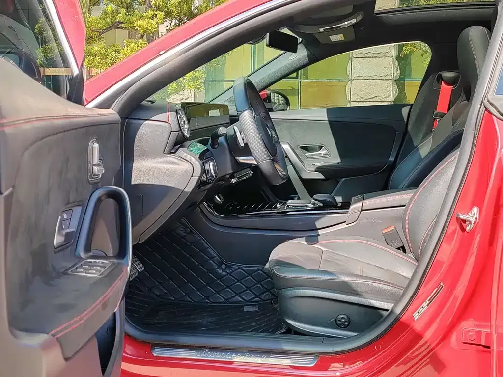 Mercedes-Benz CLA (Import) — фото 2