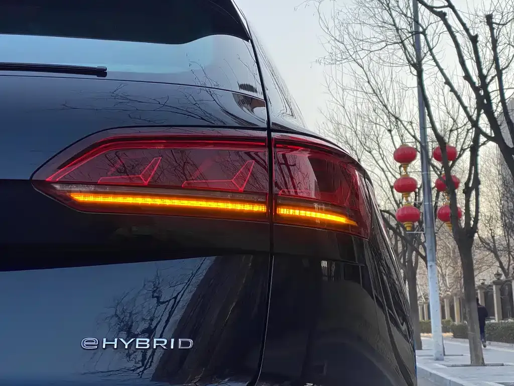 Volkswagen Touareg New Energy 2021 из CN, фото 4
