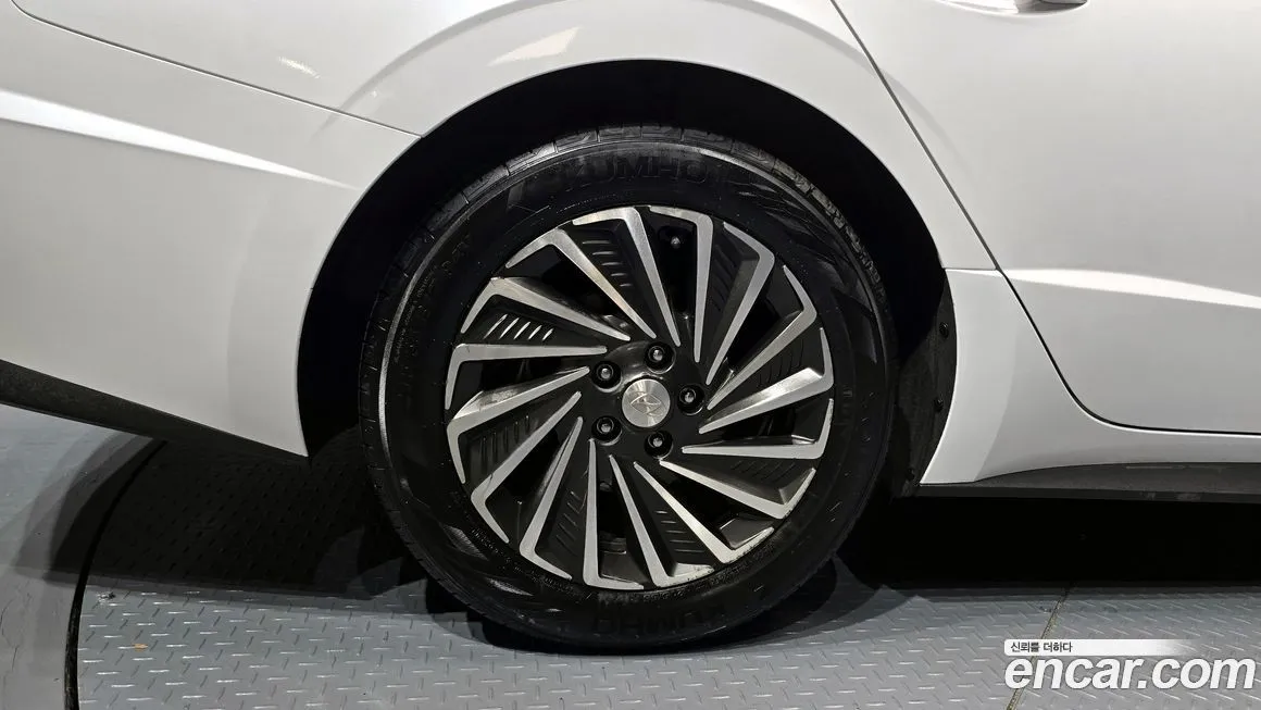 Hyundai Sonata 2022 из KR, фото 9