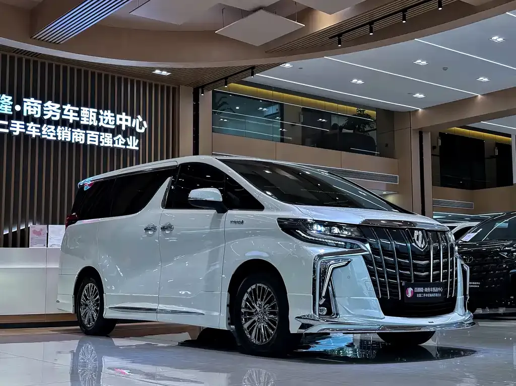 Toyota Alphard 2023 из CN, фото 8