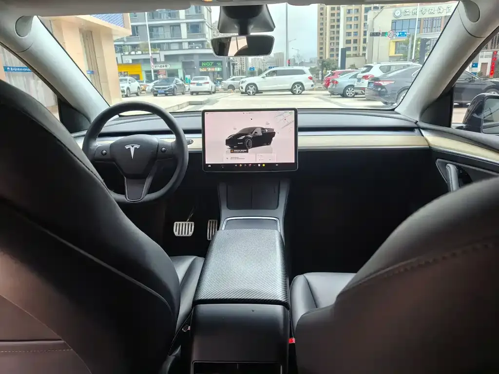 Tesla Model Y 2023 из CN, фото 3