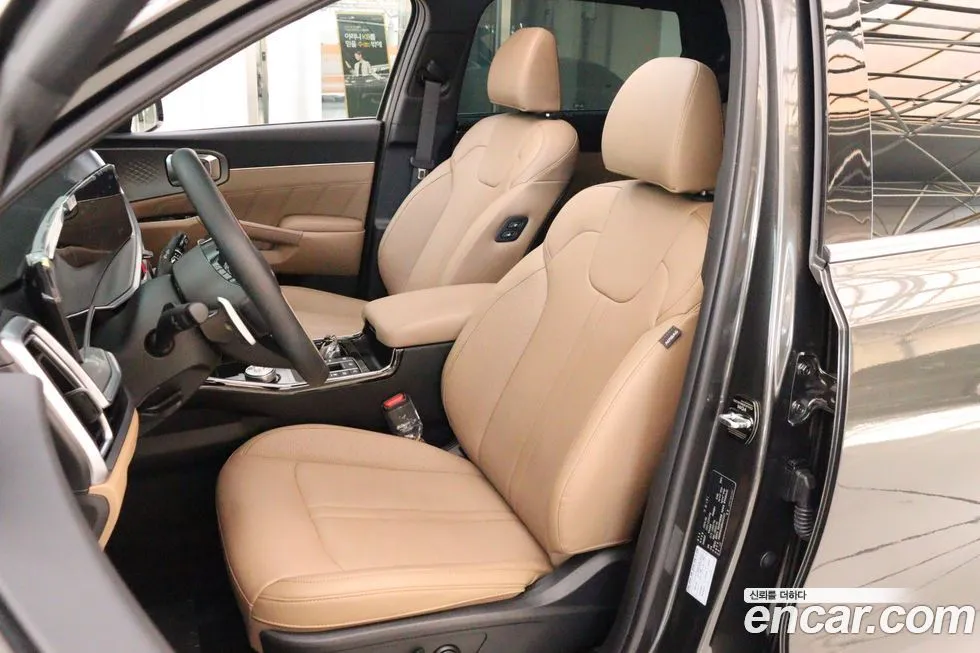 Kia Sorento — фото 9