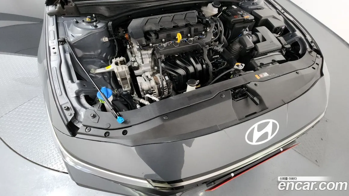Hyundai AVANTE — фото 4